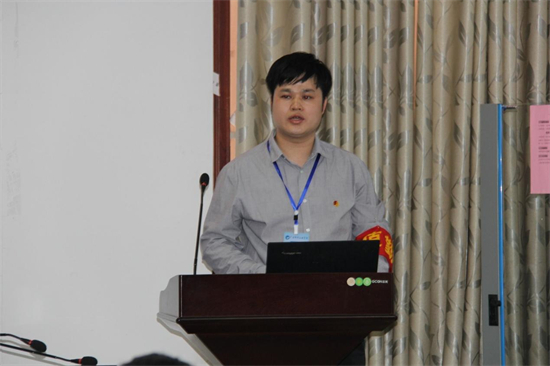 1650724619403158.jpg 2 团委杨瑞生副书记主持会议.jpg