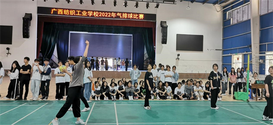 1651058283713929.jpg 气排球比赛1.jpg