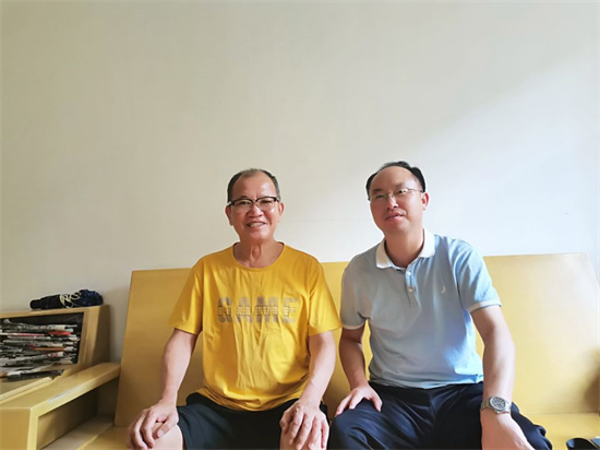 1660144017499276.jpg 工会离退办主任刘明文代表学校慰问我校退休退伍军人4.jpg