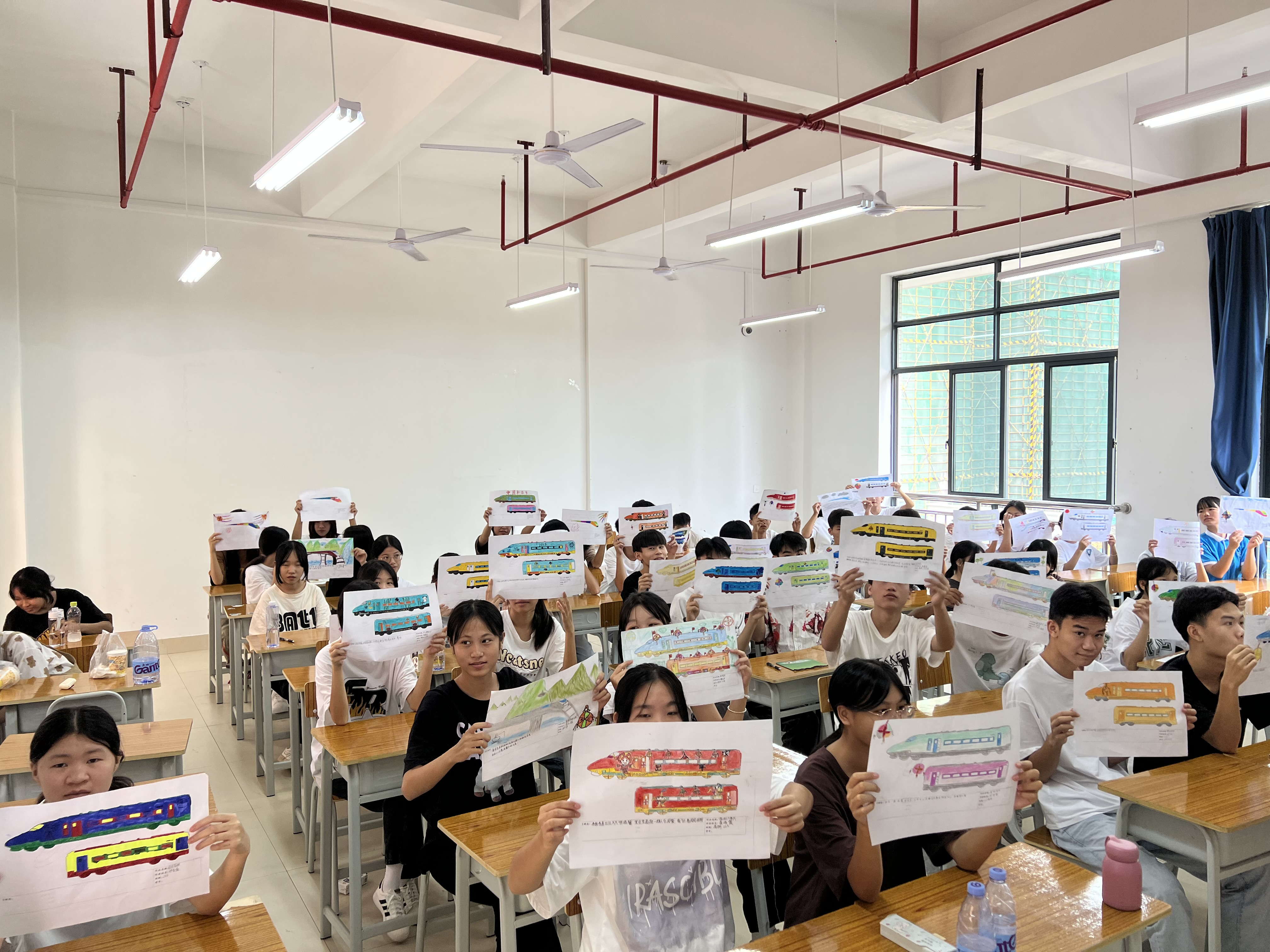 1662430317736194.jpg 高铁乘务专业开展绣球元素绘画_看图王.jpg