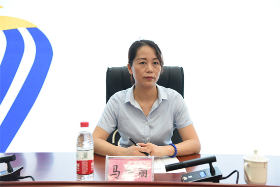 1664162266354705.jpg 2.我校马宇丽副校长主持会议.jpg