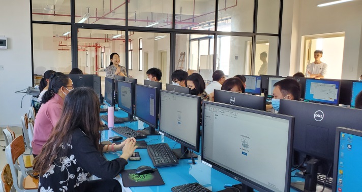 1668586521498119.jpg 校企合作联办“工业产品设计与创客实践”师资培训.jpg