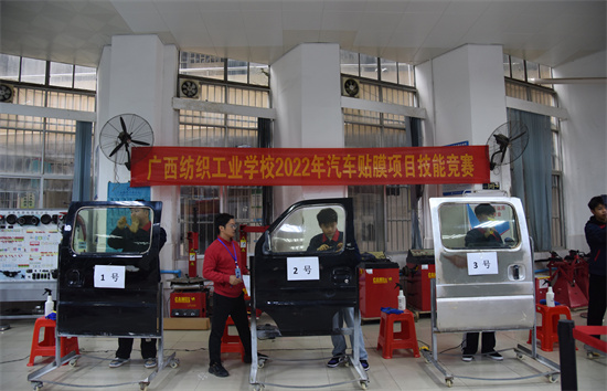 1671507956807266.jpg 10机电工程系技能比赛现场1.jpg