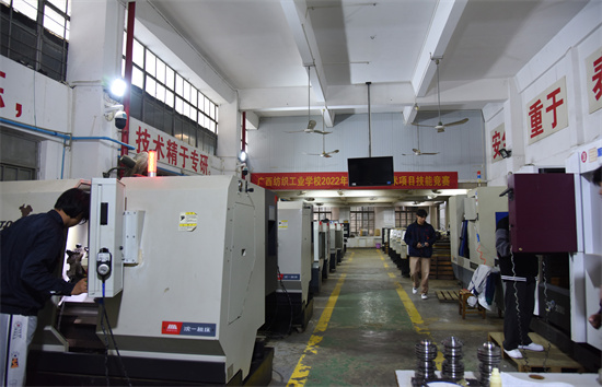 1671507980317478.jpg 11机电工程系技能比赛现场2.jpg