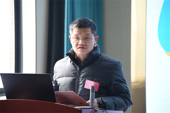 1673951606922022.jpg 2.蒋智忠副书记主持本次大会.jpg