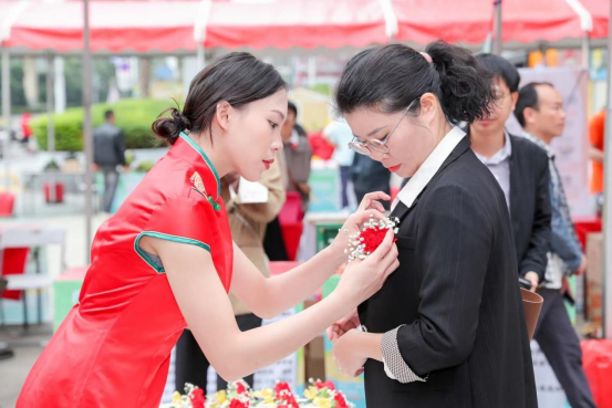 1682501886158526.png 1682501886158526.png