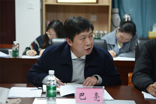 5副校长巴亮作个人对照检查报告.jpg