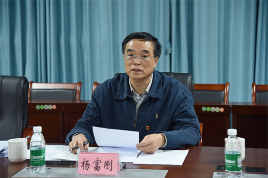 6自治区工信厅二级巡视员杨富刚作指导讲话.jpg