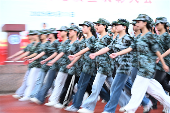 8军训会操展演现场1.jpg