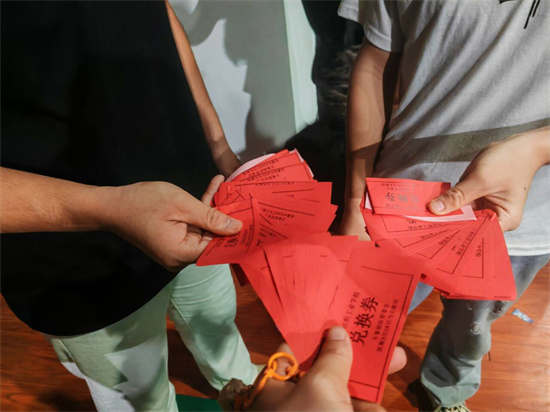 1760065926925578.jpg D0E6E52AB3E03B31405F27AAE91E6FF7.jpg