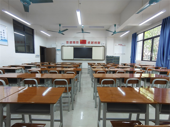 教室.jpg