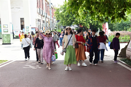 1762241831578002.jpg 5.狮山公园,我们来啦.jpg