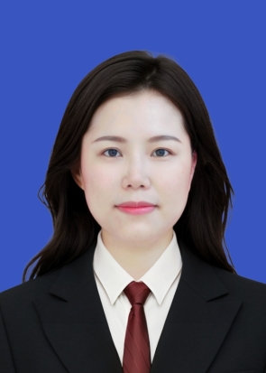 廖兰芳 信息服务系行政干事 讲师.jpg