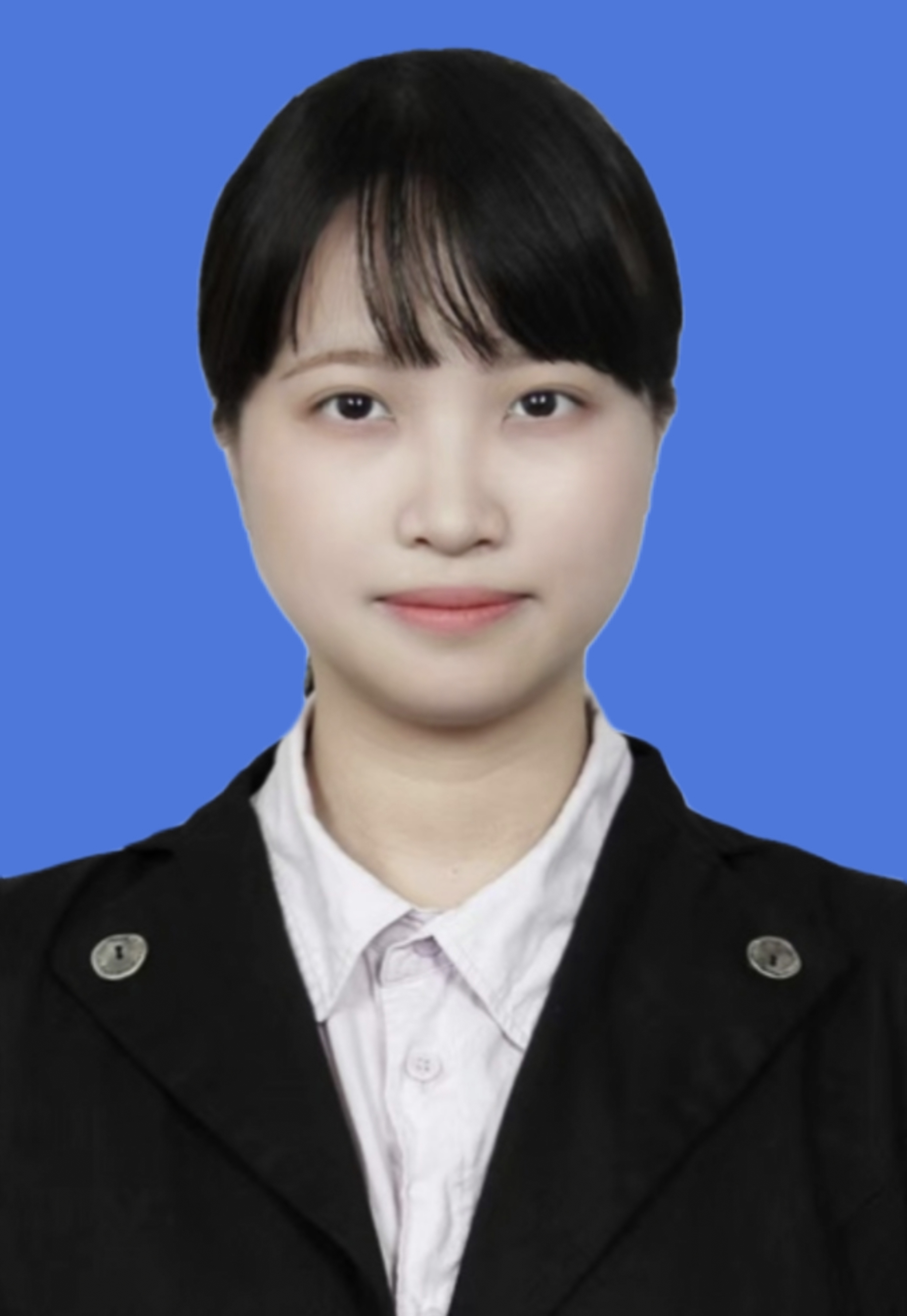 侯佩宜信息服务系专任教师助理讲师.jpg