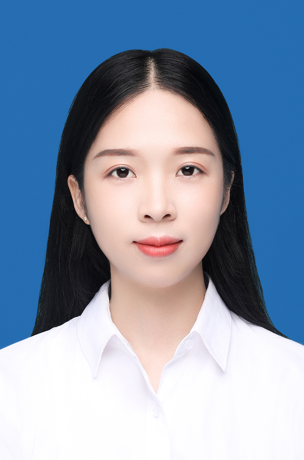 尹星玲+信息服务系专任教师+讲师.jpg