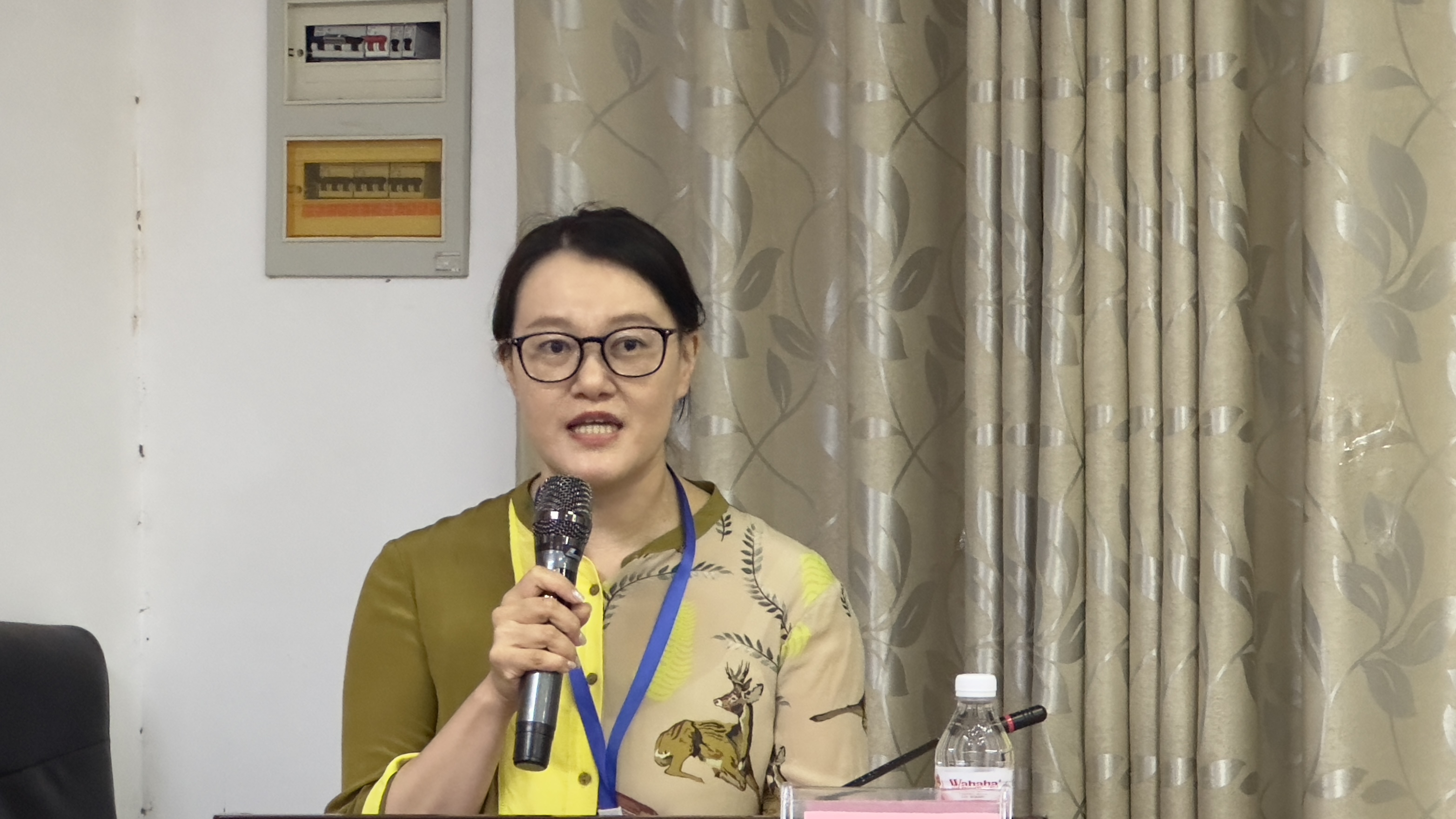 梁慧婷主任致大会开幕词.JPG