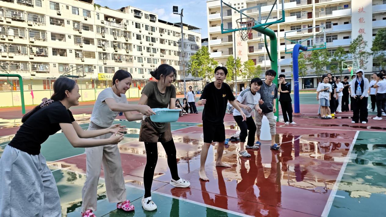 图片4.jpg