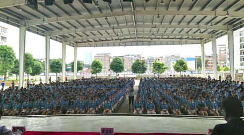 1504169375357120.jpg 整齐划一.jpg