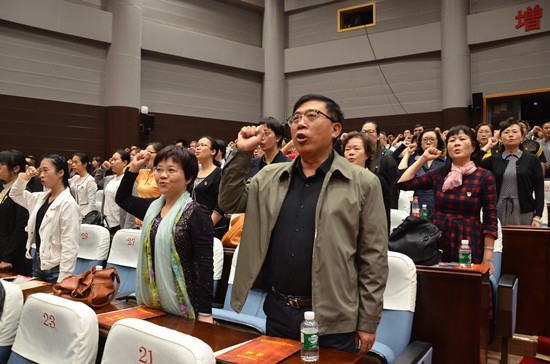 1510104111111723.jpg 重温入党誓词.JPG