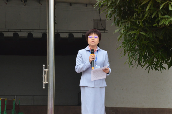 1511246823131135.jpg 何翠芬书记讲话.JPG