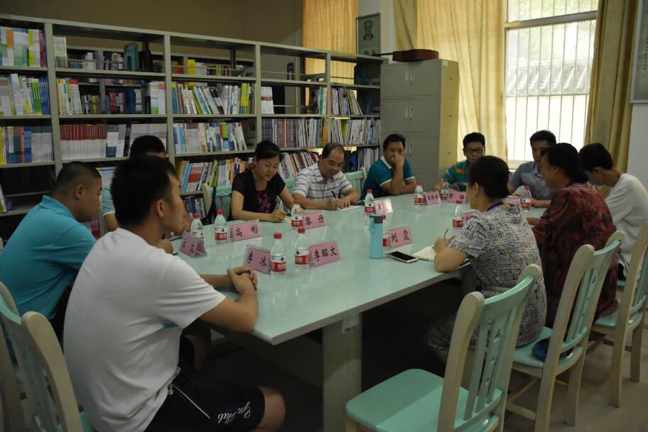 1528771533828490.jpg 交流会场2.jpg