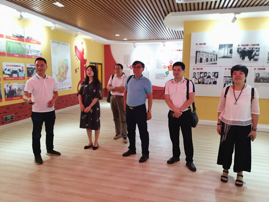 1559088689269077.jpg 桂平木乐镇副镇长陪同参观广西桂平市立泰隆针织印染有限公司、木乐工业园区_副本.jpg