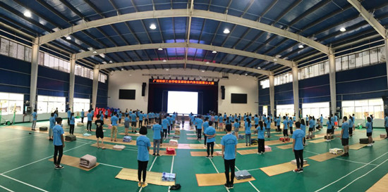 1561685654777110.jpg 2. 比赛结束参赛选手正在等候评委评分_副本.jpg