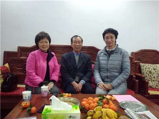 刘副、雷副慰问张贻伟.jpg