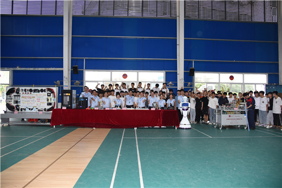 1623742040188412.jpg 机电工程系合影.jpg