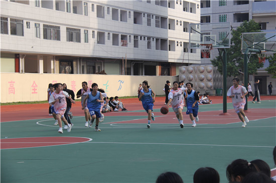5-2.女子组比赛现场.jpg